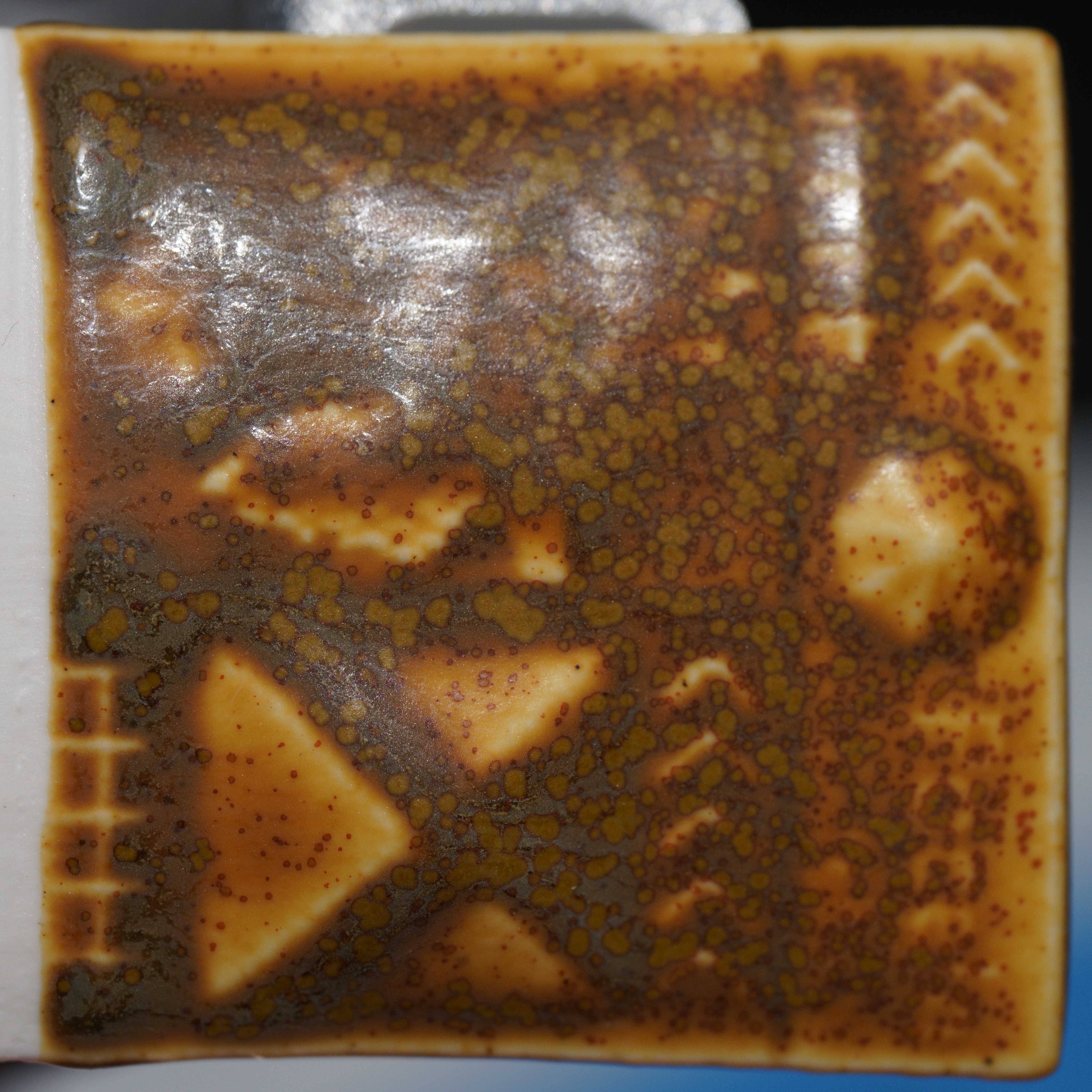 赭花岩